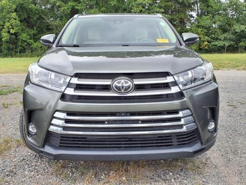 2019 Toyota Highlander Limited Platinum