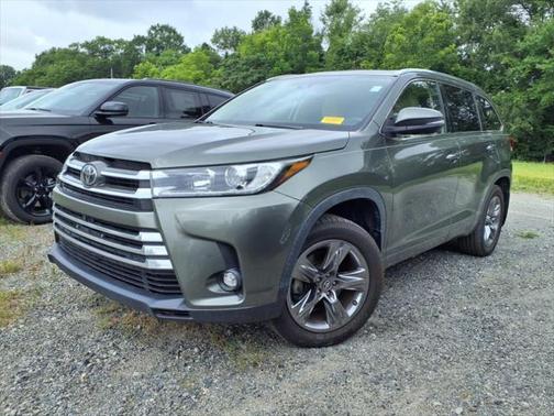 2019 Toyota Highlander Limited Platinum