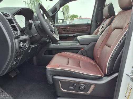 2025 RAM 1500 Limited