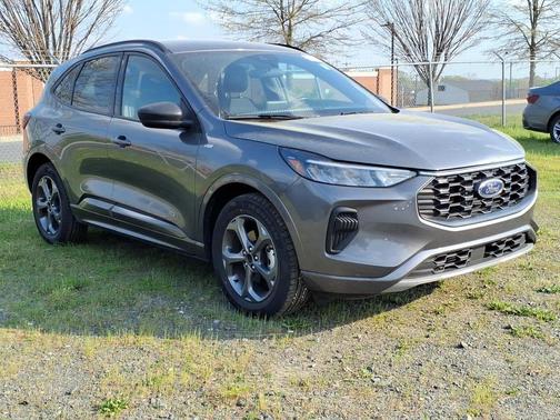 Carbonized Gray 2024 Ford Escape ST-Line