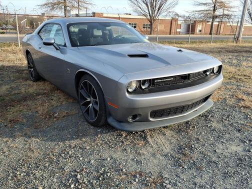 2015 Dodge Challenger R/T Scat Pack