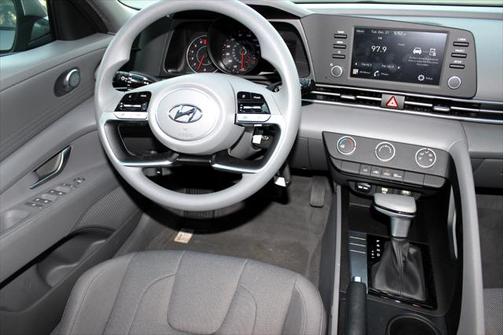 2021 Hyundai ELANTRA SE
