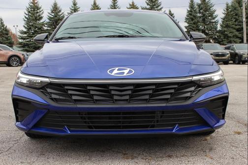 2025 Hyundai ELANTRA HEV SEL Sport