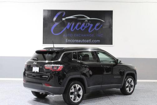 Diamond Black Crystal Pearlcoat 2018 Jeep Compass Limited