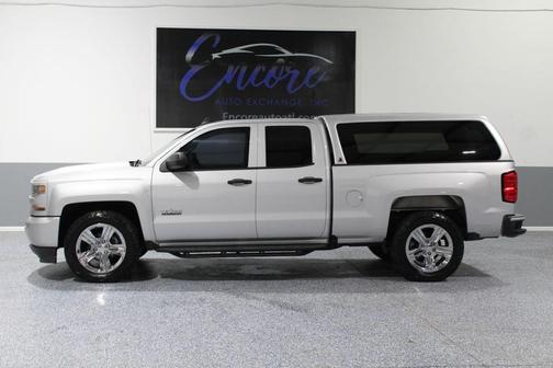 Silver Ice Metallic 2018 Chevrolet Silverado 1500 Custom
