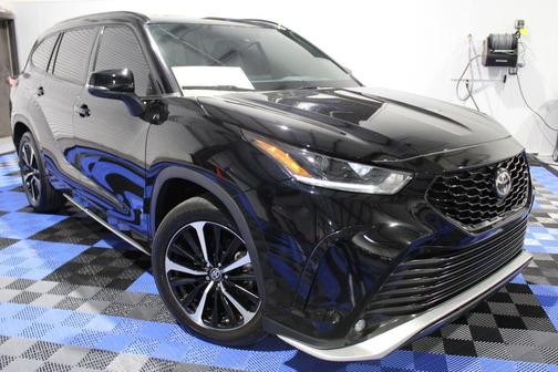 2021 Toyota Highlander XSE