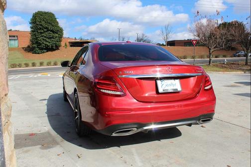 2017 Mercedes-Benz E-Class 4MATIC