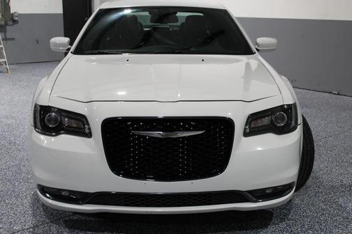 2019 Chrysler 300 S