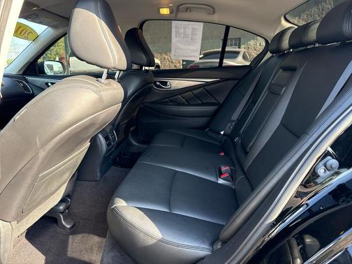 2014 INFINITI Q50 Base