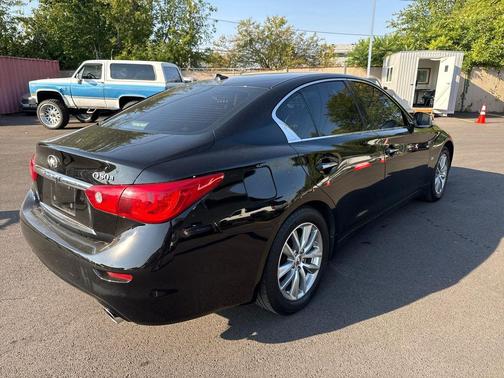 2014 INFINITI Q50 Base