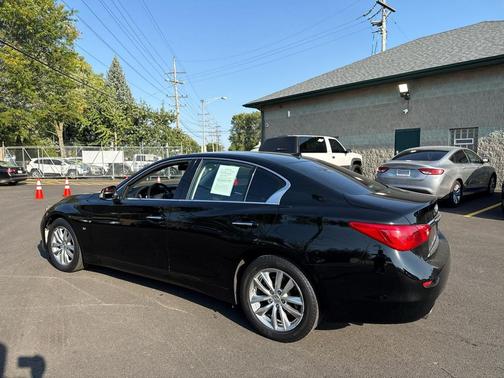 2014 INFINITI Q50 Base