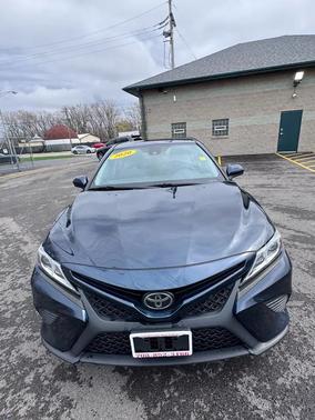 Blue 2020 Toyota Camry SE
