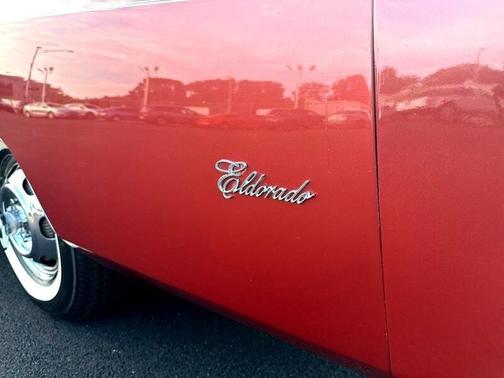 1975 Cadillac Eldorado 