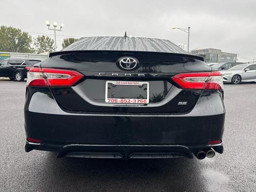 2020 Toyota Camry SE