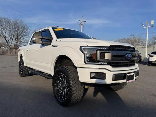 White 2018 Ford F-150 Lariat