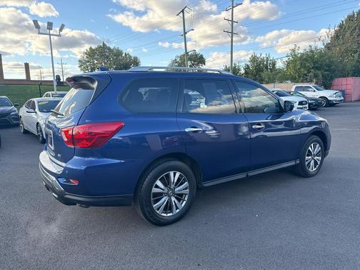 2020 Nissan Pathfinder SV 2WD