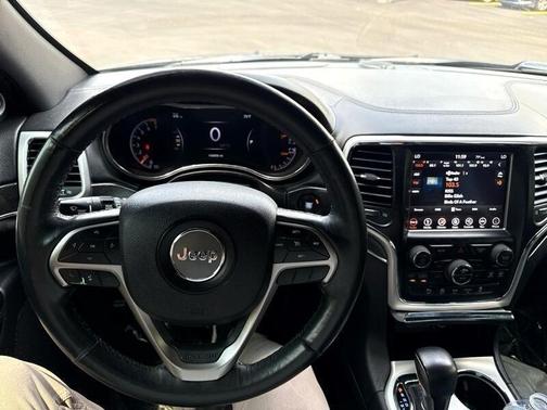 2018 Jeep Grand Cherokee Sterling Edition