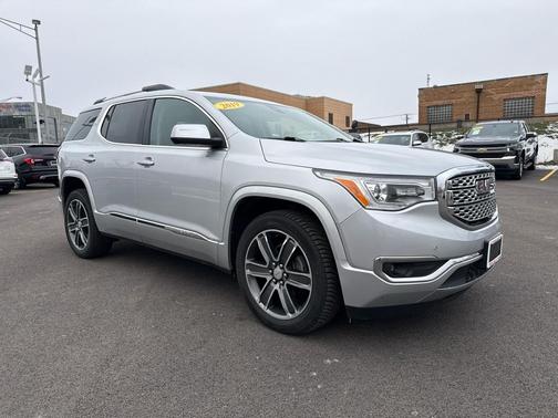 2019 GMC Acadia Denali