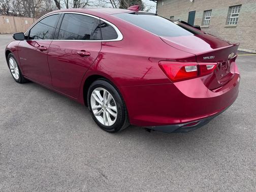 2017 Chevrolet Malibu 1LT