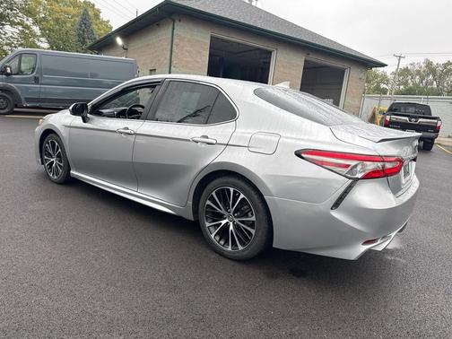 2019 Toyota Camry XLE