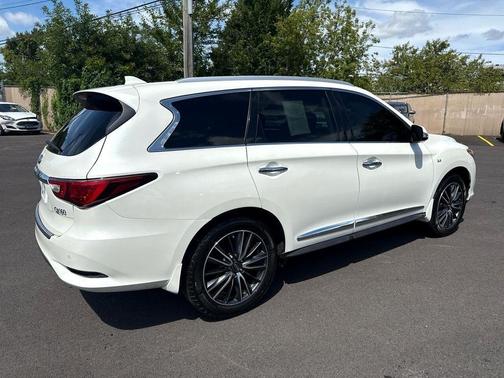 2016 INFINITI QX60 Base