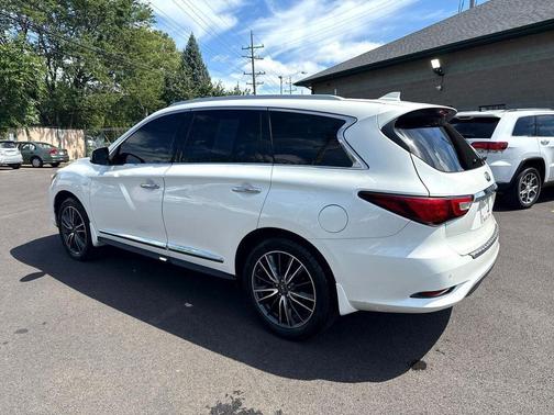 2016 INFINITI QX60 Base