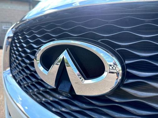 2016 INFINITI QX60 Base