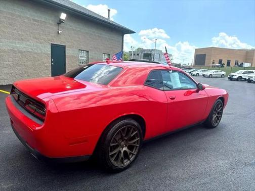 2015 Dodge Challenger SXT