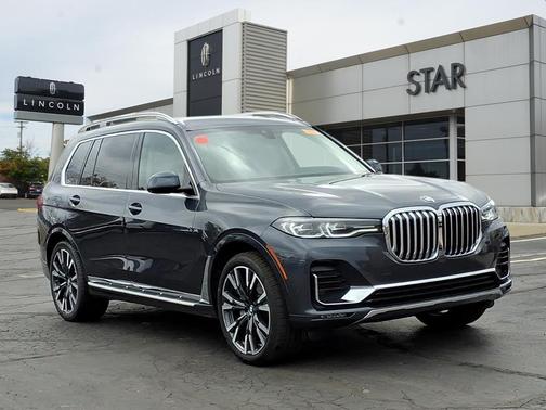 2019 BMW X7 xDrive40i