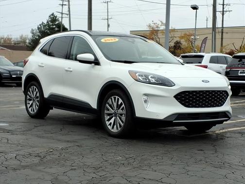 2022 Ford Escape Titanium