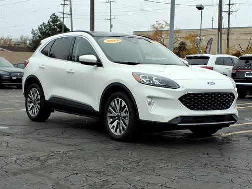 2022 Ford Escape Titanium