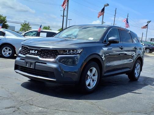 2022 Kia Sorento LX