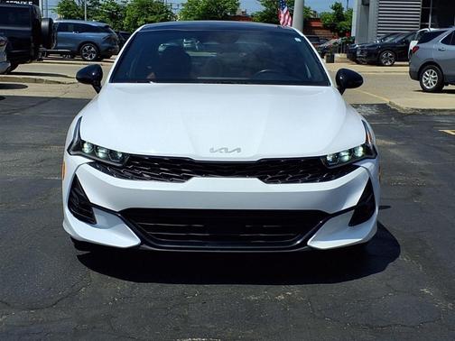 2023 Kia K5 GT-Line