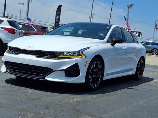 2023 Kia K5 GT-Line