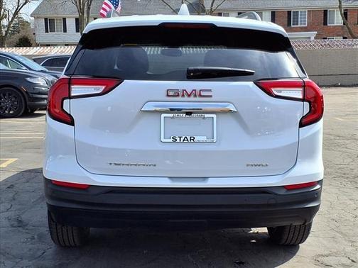 2022 GMC Terrain SLE