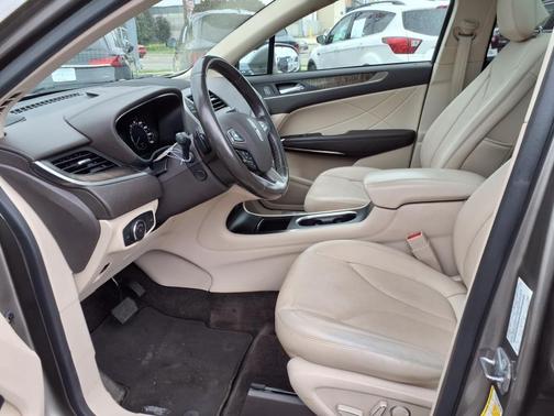2017 Lincoln MKC Reserve