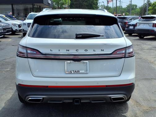 2023 Lincoln Nautilus Black Label