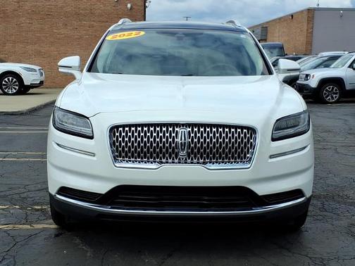 PRISTINE WHITE MET 3C 2022 Lincoln Nautilus RESERVE