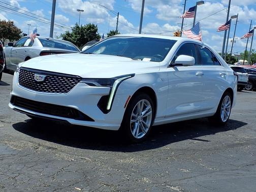 2022 Cadillac CT4 Luxury
