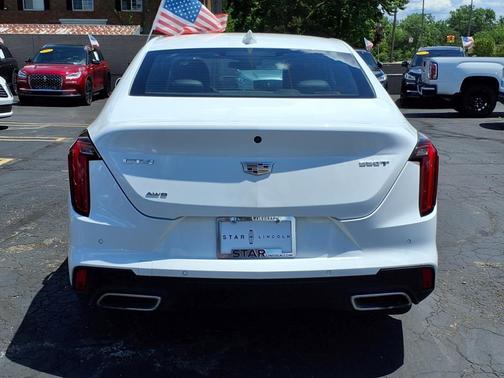 2022 Cadillac CT4 Luxury