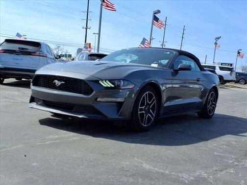 2022 Ford Mustang EcoBoost