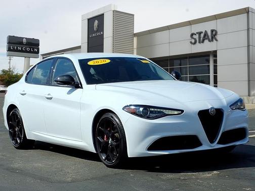 2020 Alfa Romeo Giulia Base