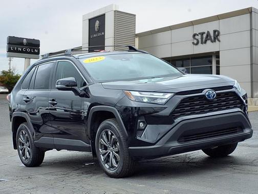 2023 Toyota RAV4 Hybrid XLE Premium