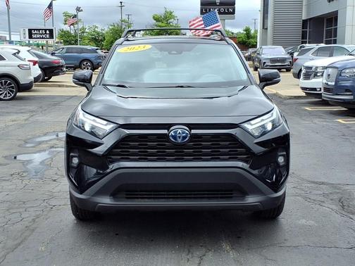 2023 Toyota RAV4 Hybrid XLE Premium