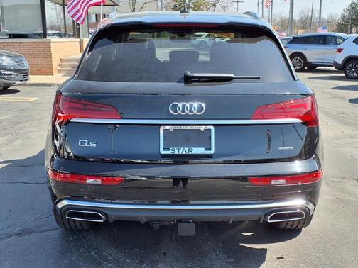 2023 Audi Q5 45 S line Prestige