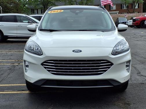 2022 Ford Escape Titanium