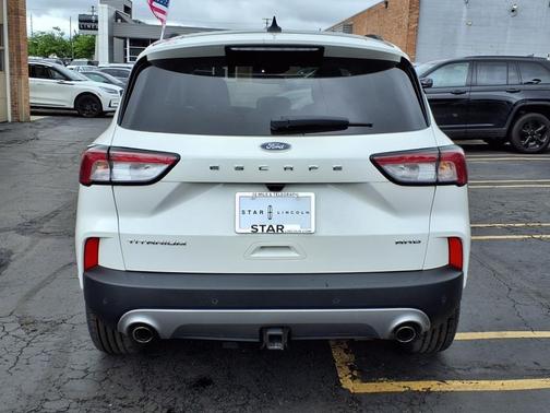 2022 Ford Escape Titanium