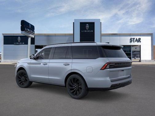 2025 Lincoln Navigator Reserve