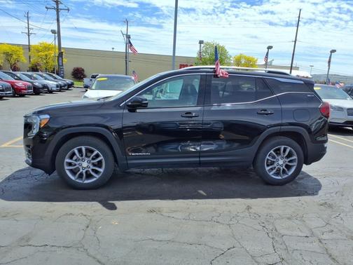 2023 GMC Terrain SLT