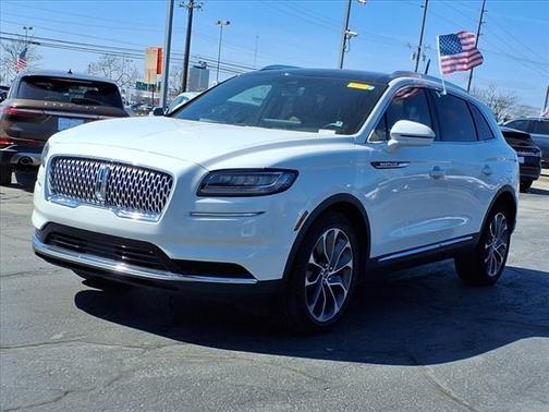 2022 Lincoln Nautilus Reserve